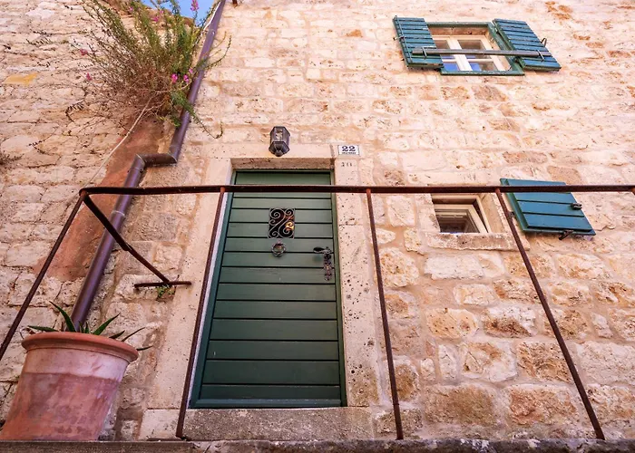 Stonehouse 22 - Zf Hvar Lägenhet