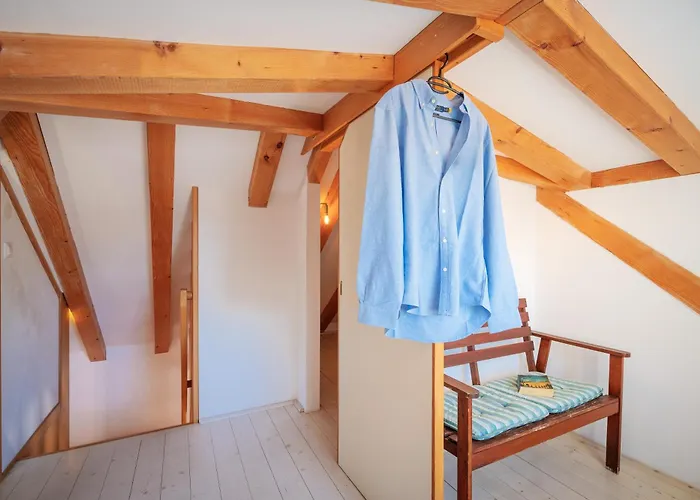 Stonehouse 22 - Zf Hvar *