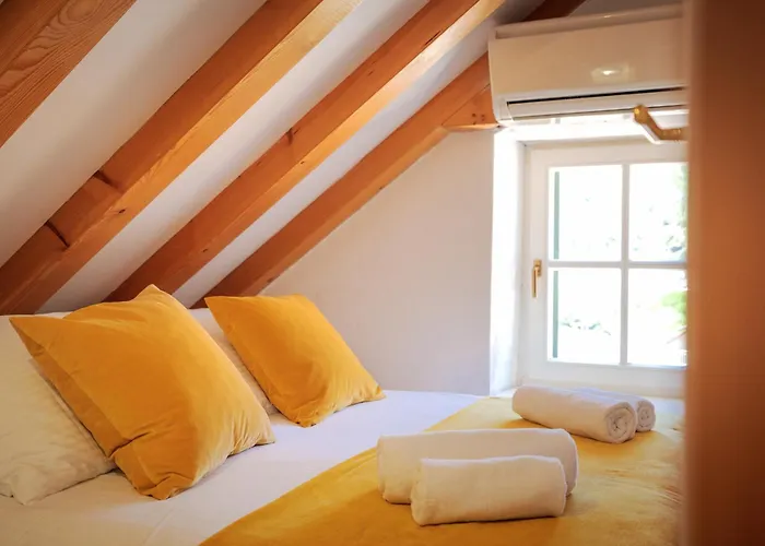 Stonehouse 22 - Zf Hvar *