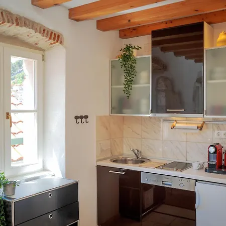 Stonehouse 22 - Zf Hvar 赫瓦尔